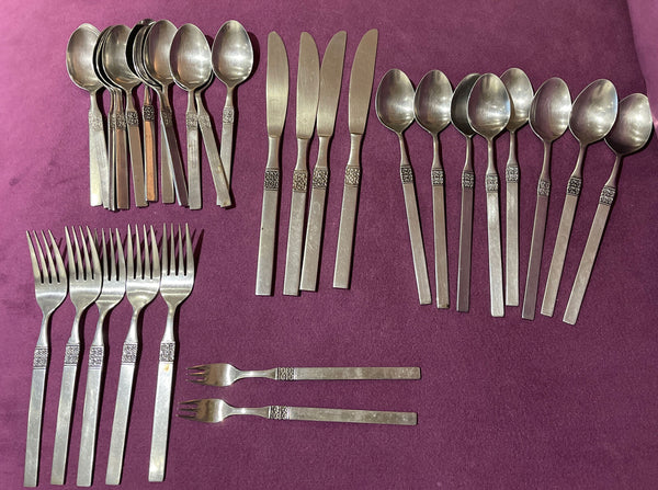 Northlands Japan Stainless Flatware FLING Pattern 30 Piece MCM Vintage MIXED LOT